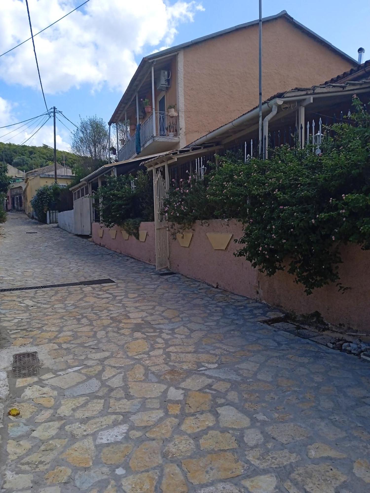 Villa Angela, Traditional Villa In The Village Agios Ioannis Peristerion Eksteriør bilde
