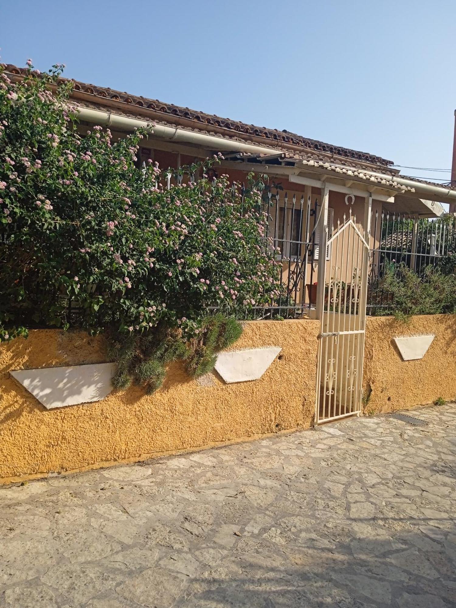 Villa Angela, Traditional Villa In The Village Agios Ioannis Peristerion Eksteriør bilde